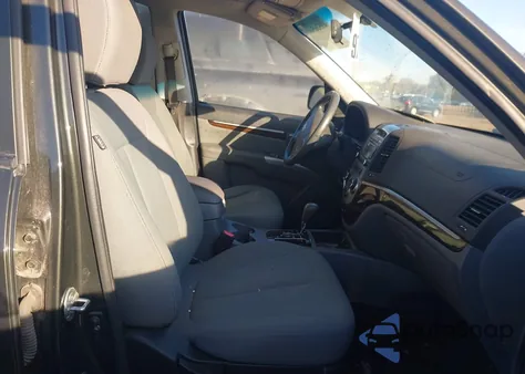 2010 Hyundai Santa Fe Gls z USA, uszkodzony, nr VIN 5NMSGDAB4AH354388